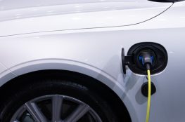električna polnilna postaja